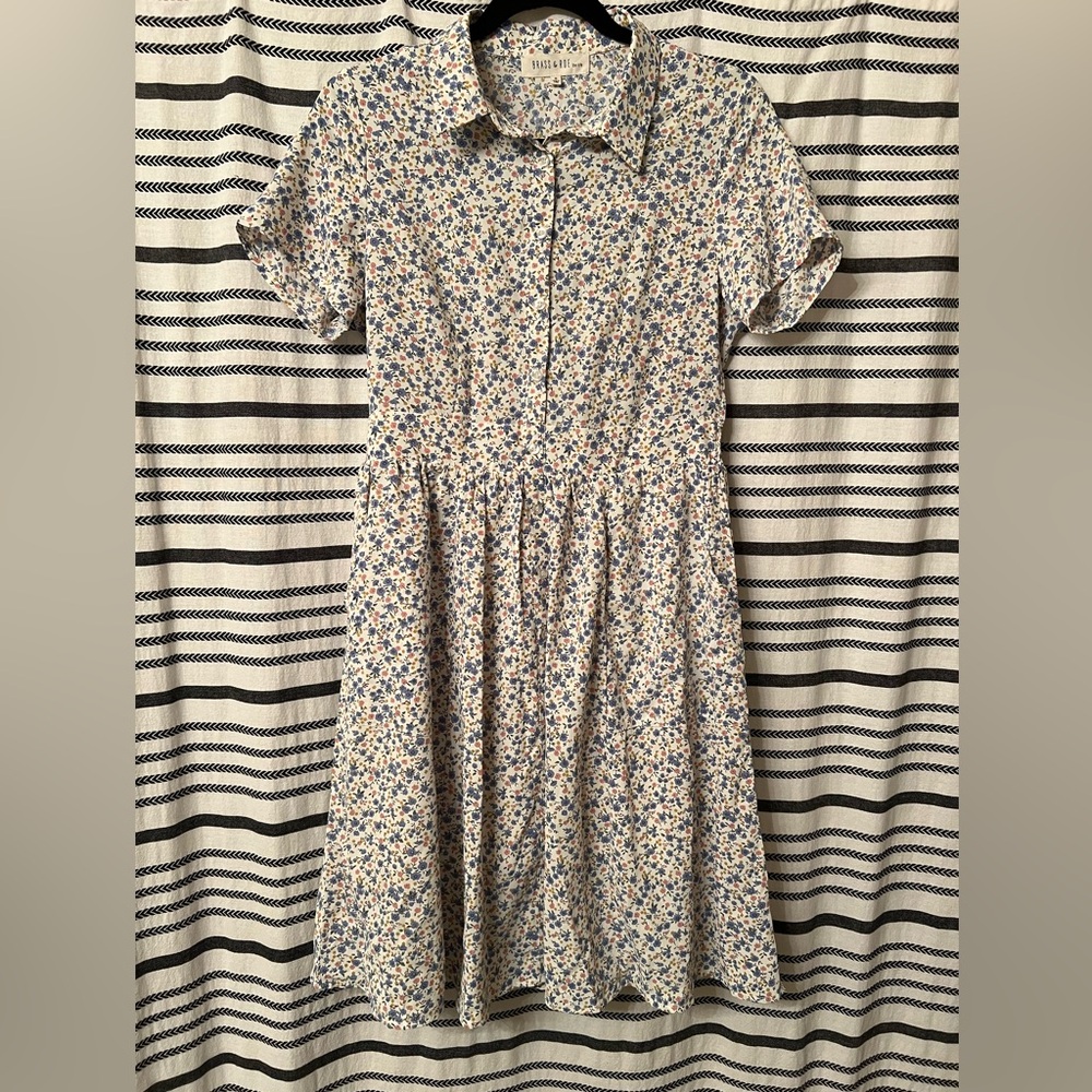 Floral collard dress